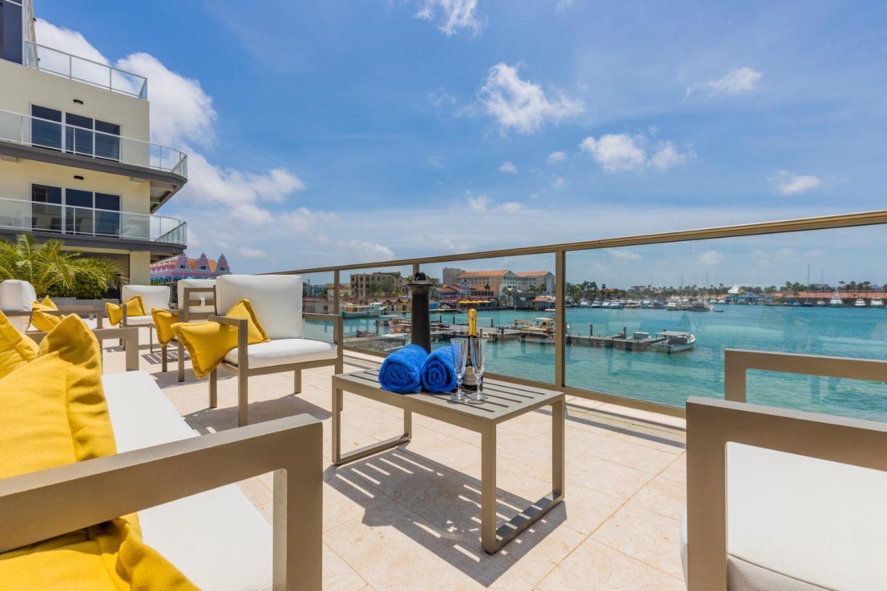 Warm Nicely Decorated Unit Unbeatable Location Oranjestad Extérieur photo